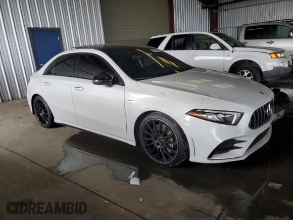 ✅ 2020 Mercedes-Benz A 35 AMG • VIN: W1K3G5BB2LJ204386 • Lot: 91869505. Listed on Copart with 117,929 mi. Free auction sales archive from the USA and detailed vehicle history report at DreamBid. Image 4.
