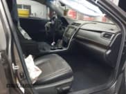 ✅ 2017 Toyota Camry XLE • VIN: 4T1BF1FK1HU703824 • Lot: 43023205. Wystawiony na IAAI z przebiegiem 86 303 mil. Bezpłatny archiwum sprzedaży aukcyjnych z USA i szczegółowy raport historii pojazdu na DreamBid. Zdjęcie 5.