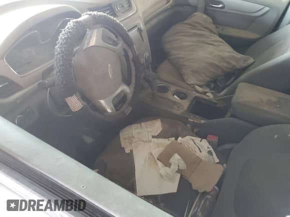 2017 Chevrolet Traverse LT z VIN 1GNKVHKD1HJ280677, wystawiony jako Copart lot #83834555 z przebiegiem Nie podano mil oraz Czysty tytuł • Clean title. Historia ofert i sprzedaży dostępna na DreamBid. Obrazek 7.