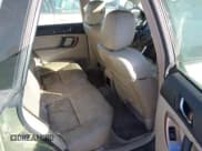 ✅ 2006 Subaru Legacy Outback Limited • VIN: 4S4BP62C567326497 • Lot: 43390704. Wystawiony na IAAI z przebiegiem 180 442 mil. Bezpłatny archiwum sprzedaży aukcyjnych z USA i szczegółowy raport historii pojazdu na DreamBid. Zdjęcie 8.