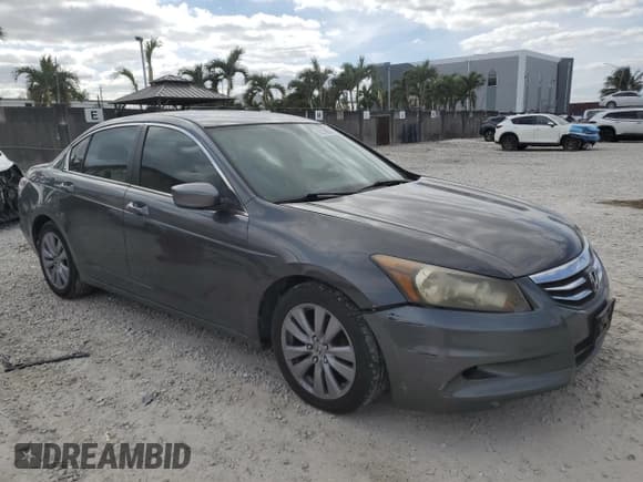 ✅ 2012 Honda Accord LX • VIN: 1HGCP2F32CA079306 • Lot: 92188555. Wystawiony na Copart z przebiegiem 110 988 mil. Bezpłatny archiwum sprzedaży aukcyjnych z USA i szczegółowy raport historii pojazdu na DreamBid. Zdjęcie 4.