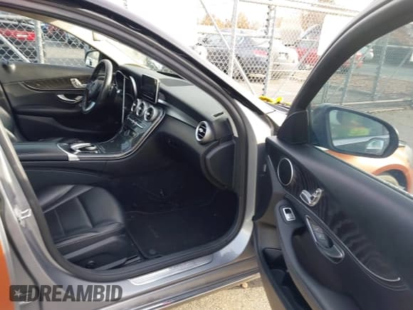 ✅ 2016 Mercedes-Benz C 300 Luxury • VIN: 55SWF4JB7GU125085 • Lot: 43747152. Listed on IAAI with 154,091 mi. Free auction sales archive from the USA and detailed vehicle history report at DreamBid. Image 5.