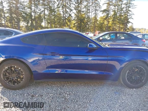 ✅ 2016 Ford Mustang V6 • VIN: 1FA6P8AM8G5211732 • Lot: 43506323. Listed on IAAI with 68,532 mi. Free auction sales archive from the USA and detailed vehicle history report at DreamBid. Image 14.
