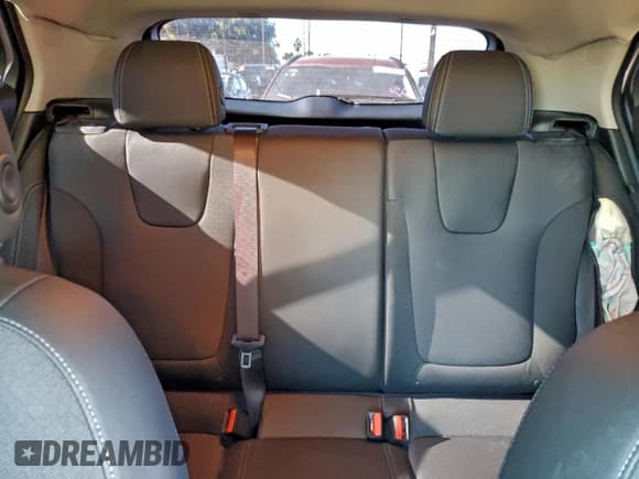 ✅ 2025 Buick Encore GX Preferred • VIN: KL4AMBSL2SB218857 • Лот: 95764655. Опубликован ранее на Copart с пробегом 19 302 миль. Бесплатный доступ к архиву аукционных продаж из США и подробный отчёт об истории автомобиля на DreamBid. Изображение 10.