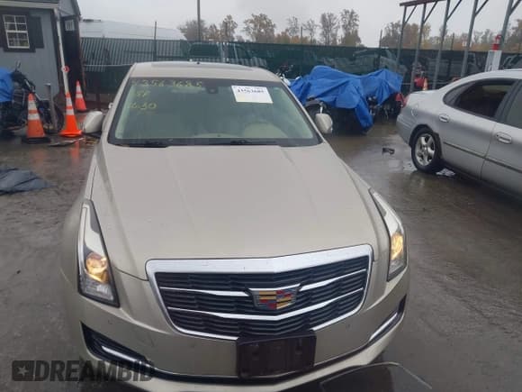 ✅ 2015 Cadillac ATS Luxury AWD • VIN: 1G6AH5RX4F0122009 • Lot: 43563685. Wystawiony na IAAI z przebiegiem 31 304 mil. Bezpłatny archiwum sprzedaży aukcyjnych z USA i szczegółowy raport historii pojazdu na DreamBid. Zdjęcie 12.