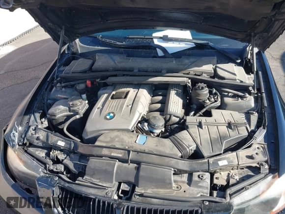 ✅ 2006 BMW 3 Series 330i • VIN: WBAVB33506KR81420 • Lot: 42086306. Listed on IAAI with 125,644 mi. Free auction sales archive from the USA and detailed vehicle history report at DreamBid. Image 10.