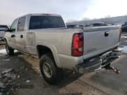 ✅ 2006 Chevrolet Silverado 2500HD Work Truck • VIN: 1GCHC23U46F164247 • Лот: 45754555. Опубликован ранее на Copart с пробегом 259 121 миль. Бесплатный доступ к архиву аукционных продаж из США и подробный отчёт об истории автомобиля на DreamBid. Изображение 2.