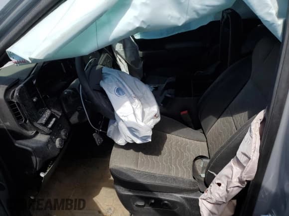 ✅ 2025 Chevrolet Silverado 1500 • VIN: 3GCUKHE86SG111563 • Лот: 42922455. Опубликован ранее на Copart с пробегом Не указан. Бесплатный доступ к архиву аукционных продаж из США и подробный отчёт об истории автомобиля на DreamBid. Изображение 7.