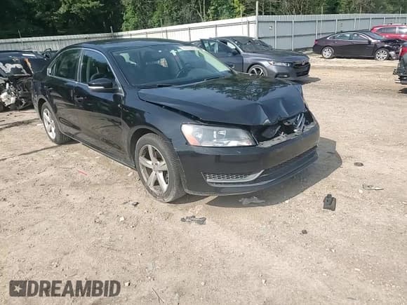 ✅ 2013 Volkswagen Passat SE • VIN: 1VWBH7A31DC034890 • Lot: 61675855. Listed on Copart with 181,444 mi. Free auction sales archive from the USA and detailed vehicle history report at DreamBid. Image 13.