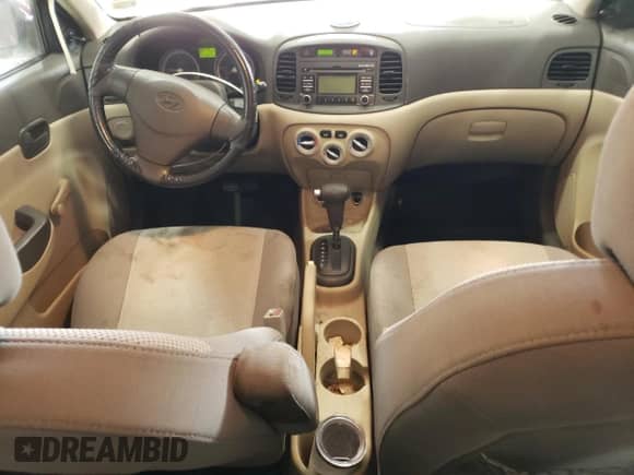 2009 Hyundai Accent Auto GLS с VIN KMHCN46C39U321555, выставлен на аукционе Copart как лот 78079894 с пробегом 150 522 миль миль и Списание • Salvage title. История ставок и продаж доступна на DreamBid. Изображение 8.