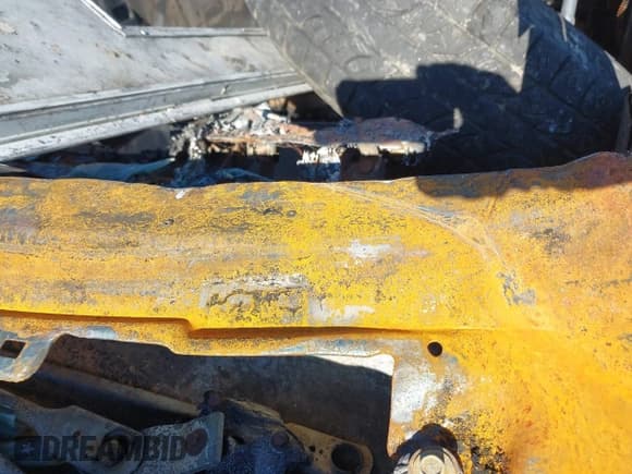 ✅ 2002 Ford F-350 XL • VIN: 1FTSW31S12EA50744 • Lot: 43397680. Listed on IAAI with 150,000 mi. Free auction sales archive from the USA and detailed vehicle history report at DreamBid. Image 9.