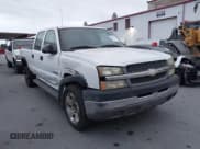 ✅ 2004 Chevrolet Silverado 2500HD LS • VIN: 1GCHC23U64F186697 • Лот: 41851795. Опубликован ранее на IAAI с пробегом 232 715 миль. Бесплатный доступ к архиву аукционных продаж из США и подробный отчёт об истории автомобиля на DreamBid. Изображение 1.