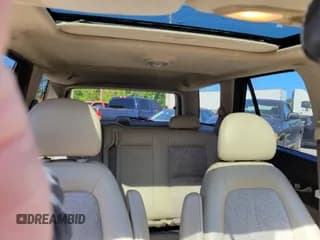 ✅ 2005 Saturn VUE • VIN: 5GZCZ53495S816388 • Lot: 42065616. Wystawiony na IAAI z przebiegiem 122 311 mil. Bezpłatny archiwum sprzedaży aukcyjnych z USA i szczegółowy raport historii pojazdu na DreamBid. Zdjęcie 6.