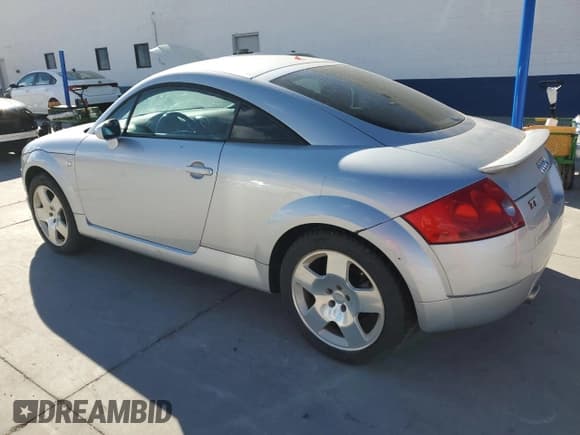 ✅ 2001 Audi TT • VIN: TRUWT28N911037191 • Лот: 79362534. Опубликован ранее на Copart с пробегом 165 471 миль. Бесплатный доступ к архиву аукционных продаж из США и подробный отчёт об истории автомобиля на DreamBid. Изображение 2.