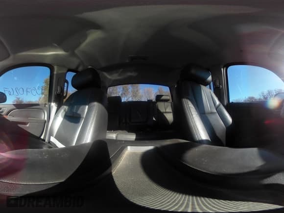 ✅ 2011 Chevrolet Silverado 1500 LTZ • VIN: 3GCPKTE31BG317877 • Lot: 43576207. Wystawiony na IAAI z przebiegiem 202 926 mil. Bezpłatny archiwum sprzedaży aukcyjnych z USA i szczegółowy raport historii pojazdu na DreamBid. Zdjęcie 22.