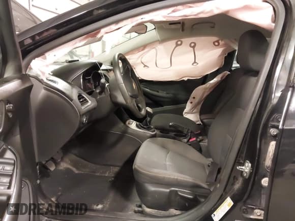 ✅ 2018 Chevrolet Cruze LS • VIN: 1G1BB5SM7J7131573 • Lot: 43507247. Listed on IAAI with 59,735 mi. Free auction sales archive from the USA and detailed vehicle history report at DreamBid. Image 5.