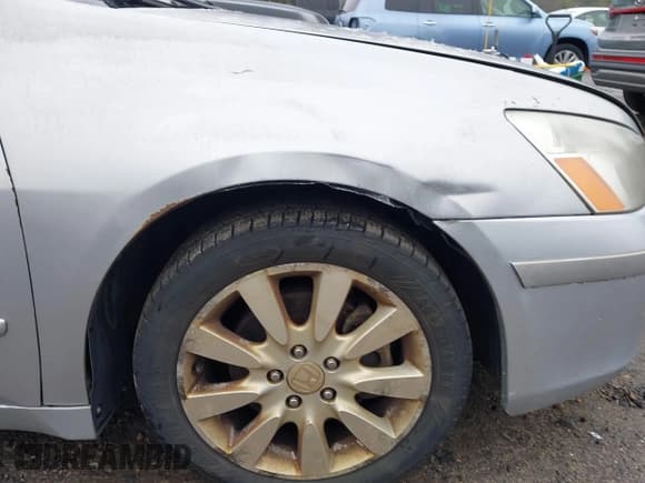 ✅ 2006 Honda Accord EX-L • VIN: 1HGCM66586A070387 • Lot: 43788022. Listed on IAAI with 252,464 mi. Free auction sales archive from the USA and detailed vehicle history report at DreamBid. Image 15.