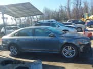 ✅ 2014 Volkswagen Passat SEL Premium • VIN: 1VWCT7A39EC012351 • Лот: 41690899. Опубликован ранее на IAAI с пробегом 116 632 миль. Бесплатный доступ к архиву аукционных продаж из США и подробный отчёт об истории автомобиля на DreamBid. Изображение 13.