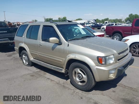 ✅ 1999 Infiniti QX4 • VIN: JNRAR05YXXW043552 • Lot: 42575246. Wystawiony na IAAI z przebiegiem 244 439 mil. Bezpłatny archiwum sprzedaży aukcyjnych z USA i szczegółowy raport historii pojazdu na DreamBid. Zdjęcie 1.