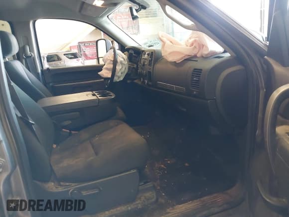 ✅ 2012 Chevrolet Silverado 2500HD LT • VIN: 1GC1KXCG4CF195280 • Лот: 41932212. Опубликован ранее на IAAI с пробегом 150 200 миль. Бесплатный доступ к архиву аукционных продаж из США и подробный отчёт об истории автомобиля на DreamBid. Изображение 5.