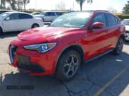 ✅ 2022 Alfa Romeo Stelvio Ti • VIN: ZASPAKBN0N7D39153 • Лот: 40220043. Опубликован ранее на IAAI с пробегом Не указан. Бесплатный доступ к архиву аукционных продаж из США и подробный отчёт об истории автомобиля на DreamBid. Изображение 2.