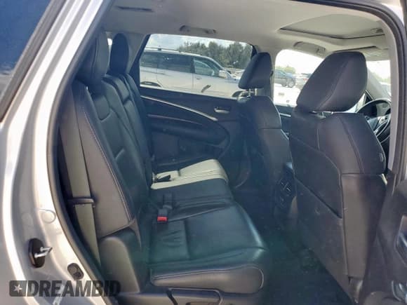 ✅ 2015 Acura MDX • VIN: 5FRYD4H27FB003104 • Lot: 82317215. Listed on Copart with 82,224 mi. Free auction sales archive from the USA and detailed vehicle history report at DreamBid. Image 11.