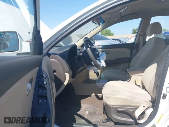 ✅ 2009 Hyundai Elantra GLS • VIN: KMHDU46D59U710407 • Lot: 43325713. Listed on IAAI with 140,109 mi. Free auction sales archive from the USA and detailed vehicle history report at DreamBid. Image 5.