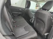 ✅ 2019 Jeep Cherokee Latitude • VIN: 1C4PJLCBXKD325891 • Lot: 86310755. Wystawiony na Copart z przebiegiem 69 985 mil. Bezpłatny archiwum sprzedaży aukcyjnych z USA i szczegółowy raport historii pojazdu na DreamBid. Zdjęcie 11.