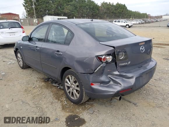 ✅ 2008 Mazda 3 Sport • VIN: JM1BK12F881795766 • Lot: 43685091. Wystawiony na IAAI z przebiegiem 171 366 mil. Bezpłatny archiwum sprzedaży aukcyjnych z USA i szczegółowy raport historii pojazdu na DreamBid. Zdjęcie 3.