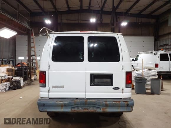 ✅ 2011 Ford Econoline Cargo Commercial • VIN: 1FTNE2EL1BDA18380 • Lot: 42647683. Listed on IAAI with 123,507 mi. Free auction sales archive from the USA and detailed vehicle history report at DreamBid. Image 16.