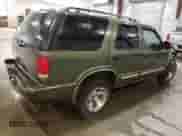 2001 Chevrolet Blazer LT with VIN 1GNDT13W712137013, listed as a Copart auction lot 79121134 with 141,399 mi miles and Salvage title. Bid and sale history available at DreamBid. Image 3.