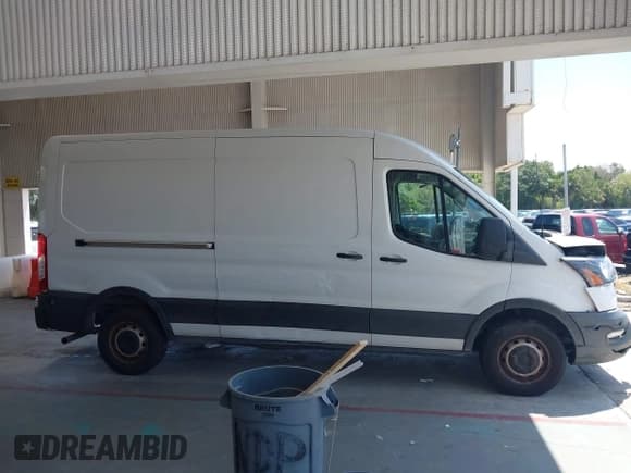 ✅ 2021 Ford Transit Cargo • VIN: 1FTBR1C84MKA02253 • Лот: 42845112. Опубликован ранее на IAAI с пробегом 88 508 миль. Бесплатный доступ к архиву аукционных продаж из США и подробный отчёт об истории автомобиля на DreamBid. Изображение 13.