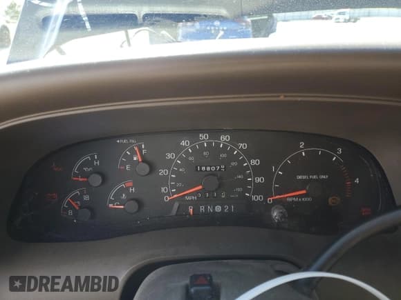 ✅ 2001 Ford Excursion Limited • VIN: 1FMSU43F31EC79481 • Lot: 55257015. Wystawiony na Copart z przebiegiem 188 077 mil. Bezpłatny archiwum sprzedaży aukcyjnych z USA i szczegółowy raport historii pojazdu na DreamBid. Zdjęcie 9.