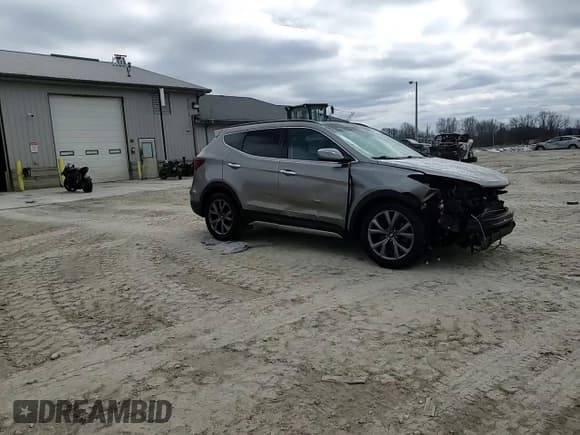 ✅ 2018 Hyundai Santa Fe Ultimate • VIN: 5XYZWDLA9JG531257 • Лот: 44883014. Опубликован ранее на Copart с пробегом 103 412 миль. Бесплатный доступ к архиву аукционных продаж из США и подробный отчёт об истории автомобиля на DreamBid. Изображение 11.