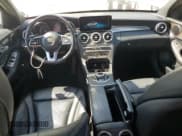 ✅ 2020 Mercedes-Benz C 300 • VIN: W1KWF8DB9LR570667 • Lot: 70351355. Wystawiony na Copart z przebiegiem 95 471 mil. Bezpłatny archiwum sprzedaży aukcyjnych z USA i szczegółowy raport historii pojazdu na DreamBid. Zdjęcie 8.