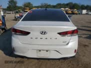 ✅ 2019 Hyundai Sonata Limited • VIN: 5NPE34ABXKH821441 • Лот: 81742185. Опубликован ранее на Copart с пробегом 76 134 миль. Бесплатный доступ к архиву аукционных продаж из США и подробный отчёт об истории автомобиля на DreamBid. Изображение 6.