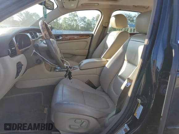 ✅ 2006 Jaguar XJ Series XJ8 • VIN: SAJWA71BX6SH04689 • Lot: 80373275. Listed on Copart with 94,692 mi. Free auction sales archive from the USA and detailed vehicle history report at DreamBid. Image 7.