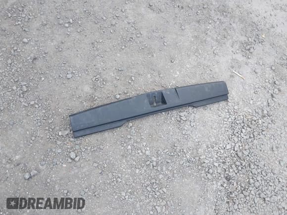 ✅ 2010 Subaru Outback Premium All-Weather Anniversary • VIN: 4S4BRBCC7A3349037 • Lot: 42100672. Listed on IAAI with 192,138 mi. Free auction sales archive from the USA and detailed vehicle history report at DreamBid. Image 12.