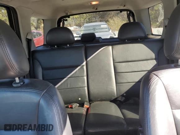 ✅ 2003 Ford Escape Limited • VIN: 1FMCU94123KA51772 • Lot: 83006044. Wystawiony na Copart z przebiegiem 89 132 mil. Bezpłatny archiwum sprzedaży aukcyjnych z USA i szczegółowy raport historii pojazdu na DreamBid. Zdjęcie 10.