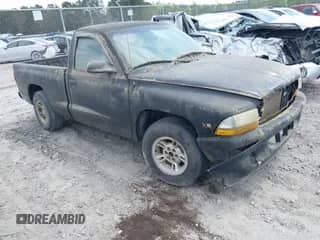 2000 Dodge Dakota with VIN 1B7FL26X1YS582210, listed as a IAAI auction lot 42128674 with 155,889 mi miles and . Bid and sale history available at DreamBid. Image 1.