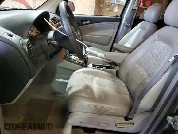 ✅ 2007 Saturn VUE V6 • VIN: 5GZCZ53487S814764 • Lot: 47620275. Wystawiony na Copart z przebiegiem 185 875 mil. Bezpłatny archiwum sprzedaży aukcyjnych z USA i szczegółowy raport historii pojazdu na DreamBid. Zdjęcie 7.