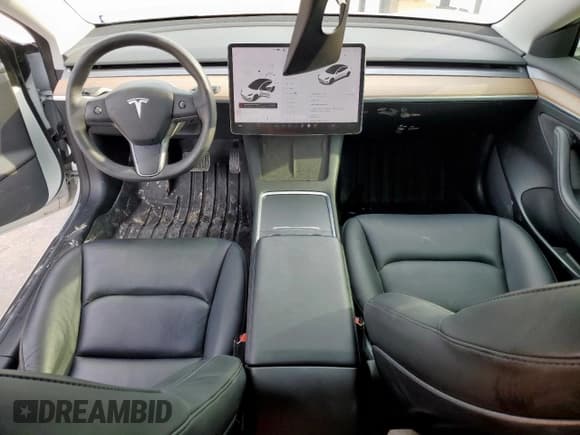 ✅ 2021 Tesla Model 3 Standard Range Plus • VIN: 5YJ3E1EAXMF016770 • Lot: 55045515. Wystawiony na Copart z przebiegiem 38 585 mil. Bezpłatny archiwum sprzedaży aukcyjnych z USA i szczegółowy raport historii pojazdu na DreamBid. Zdjęcie 8.