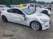 ✅ 2013 Hyundai Genesis Coupe Grand Touring • VIN: KMHHU6KJ4DU092594 • Lot: 42539611. Wystawiony na IAAI z przebiegiem 156 286 mil. Bezpłatny archiwum sprzedaży aukcyjnych z USA i szczegółowy raport historii pojazdu na DreamBid. Zdjęcie 6.