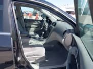 ✅ 2015 Buick Enclave Convenience • VIN: 5GAKRAKDXFJ118405 • Лот: 42296929. Опубликован ранее на IAAI с пробегом 124 577 миль. Бесплатный доступ к архиву аукционных продаж из США и подробный отчёт об истории автомобиля на DreamBid. Изображение 5.