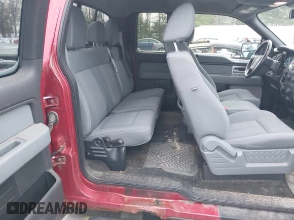 ✅ 2011 Ford F-150 XLT • VIN: 1FTFX1EF9BFA76213 • Lot: 43853945. Listed on IAAI with 82,925 mi. Free auction sales archive from the USA and detailed vehicle history report at DreamBid. Image 8.