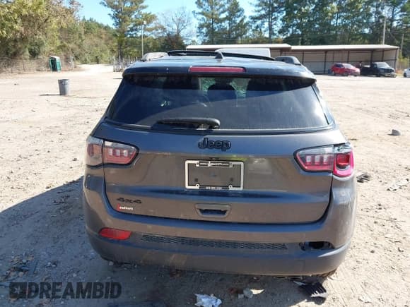 ✅ 2022 Jeep Compass Latitude • VIN: 3C4NJDBB6NT231116 • Лот: 43482556. Опубликован ранее на IAAI с пробегом Не указан. Бесплатный доступ к архиву аукционных продаж из США и подробный отчёт об истории автомобиля на DreamBid. Изображение 16.