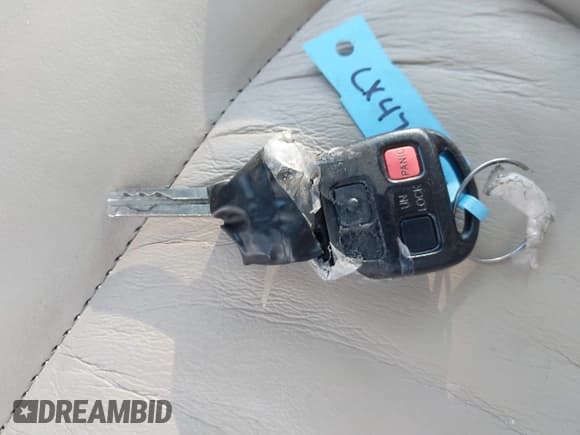 ✅ 2005 Lexus LX 470 • VIN: JTJHT00W754000878 • Lot: 42727042. Wystawiony na IAAI z przebiegiem 263 799 mil. Bezpłatny archiwum sprzedaży aukcyjnych z USA i szczegółowy raport historii pojazdu na DreamBid. Zdjęcie 11.