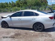 ✅ 2019 Kia Forte LXS • VIN: 3KPF24AD8KE006880 • Lot: 42259873. Listed on IAAI with 87,807 mi. Free auction sales archive from the USA and detailed vehicle history report at DreamBid. Image 15.