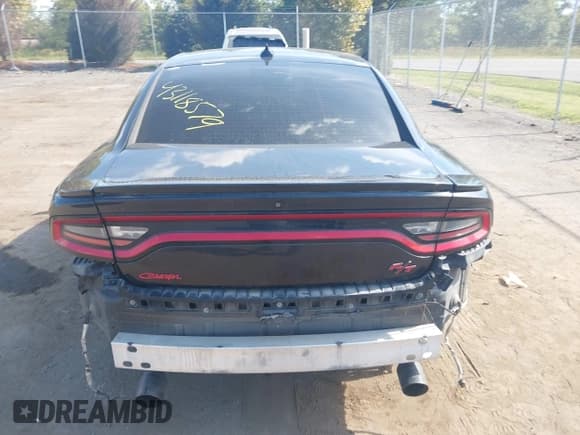 ✅ 2015 Dodge Charger Road/Track • VIN: 2C3CDXCT4FH819909 • Лот: 43118579. Опубликован ранее на IAAI с пробегом 148 747 миль. Бесплатный доступ к архиву аукционных продаж из США и подробный отчёт об истории автомобиля на DreamBid. Изображение 16.