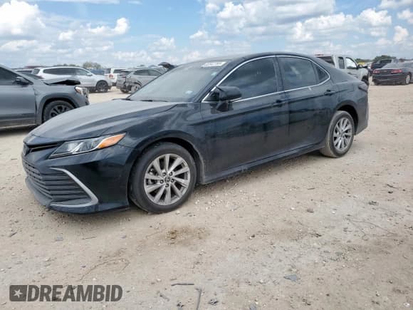 ✅ 2023 Toyota Camry LE • VIN: 4T1R11AK3PU834644 • Lot: 82347785. Wystawiony na Copart z przebiegiem 58 461 mil. Bezpłatny archiwum sprzedaży aukcyjnych z USA i szczegółowy raport historii pojazdu na DreamBid. Zdjęcie 1.